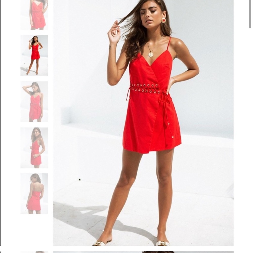 Red saboskirt mini dress